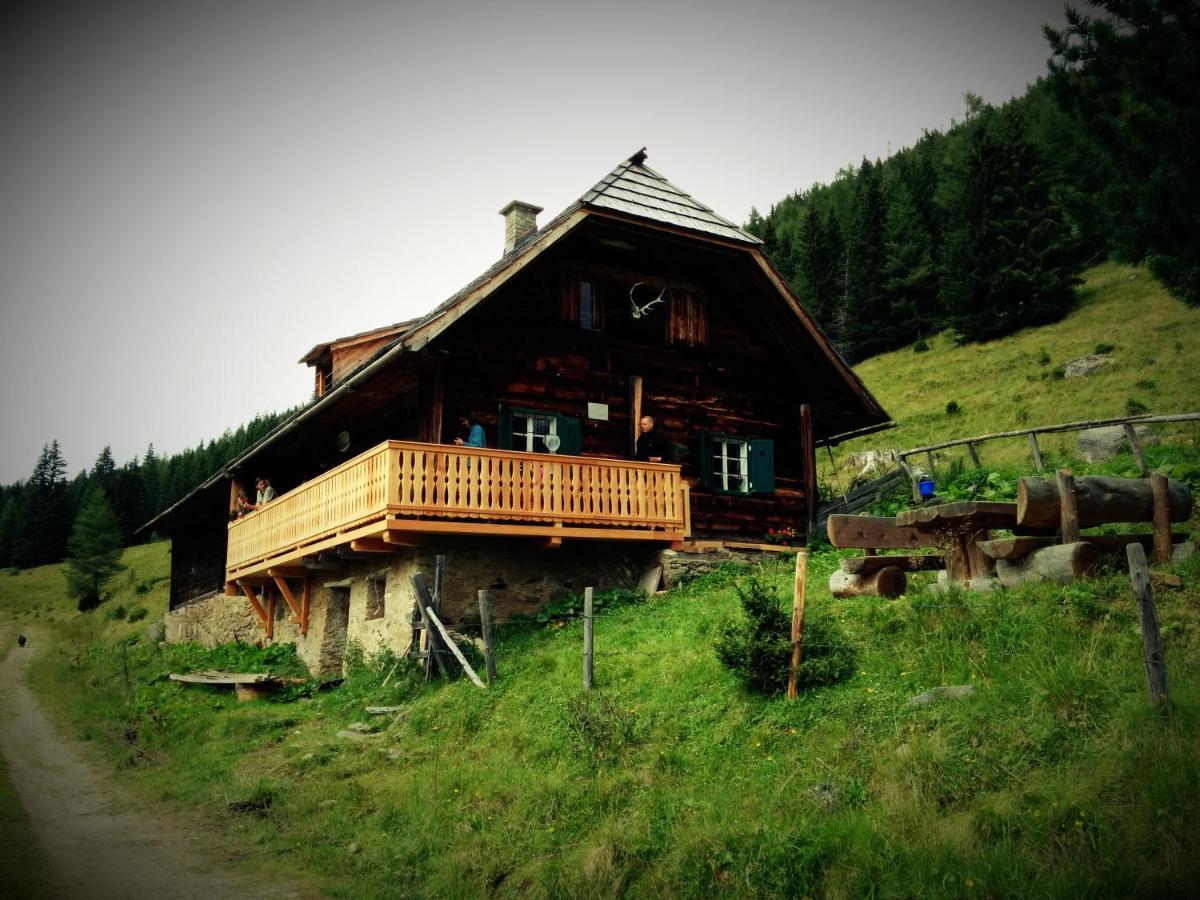 Rettlhof Villa Sankt Peter am Kammersberg Bagian luar foto